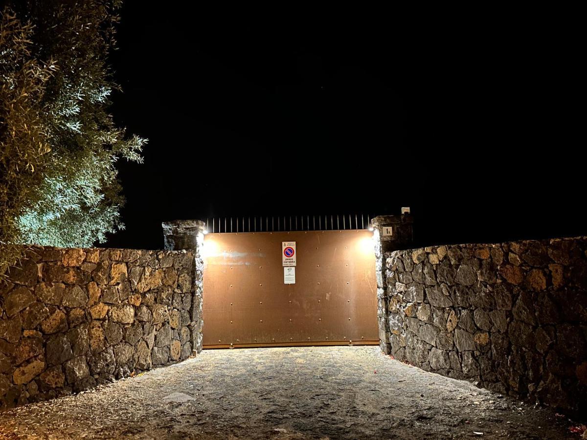 La Cantina Villa Di Campagna Ачиреале Экстерьер фото